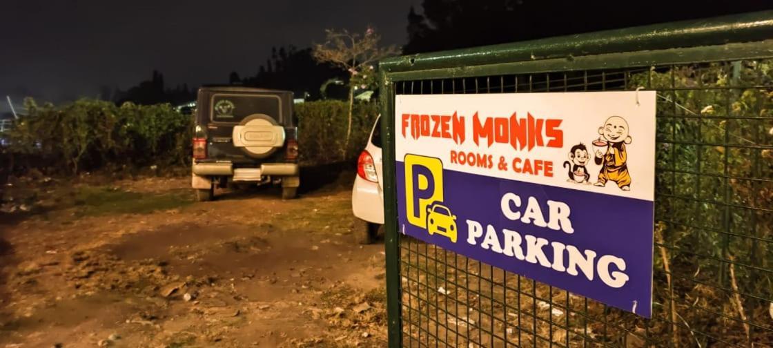 Frozen Monks Villa โกไดกานัล ภายนอก รูปภาพ